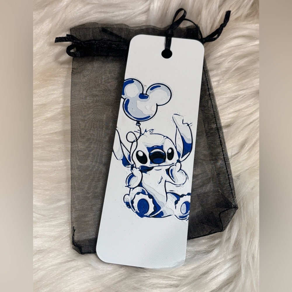 3-D Printed Character Alien Blue and White Bookmark